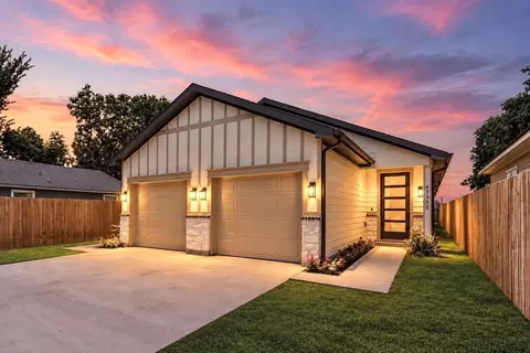 4335 Alvin St #A/B, Houston, TX 77051