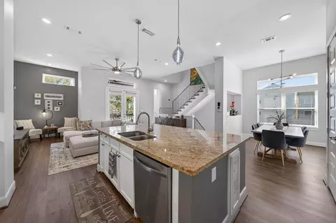 3347 Kilgore St, Houston, TX 77021