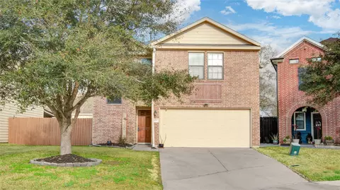 679 Fallow Ln, Alvin, TX 77511