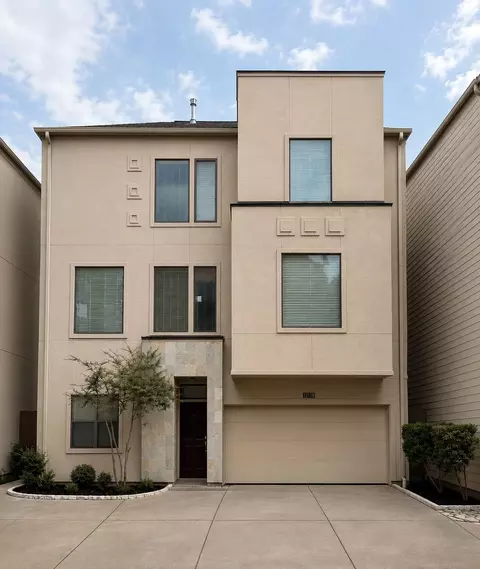 1211 Birdsall St #B, Houston, TX 77007