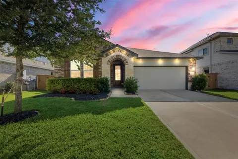 15615 Beltie Dr, Humble, TX 77346