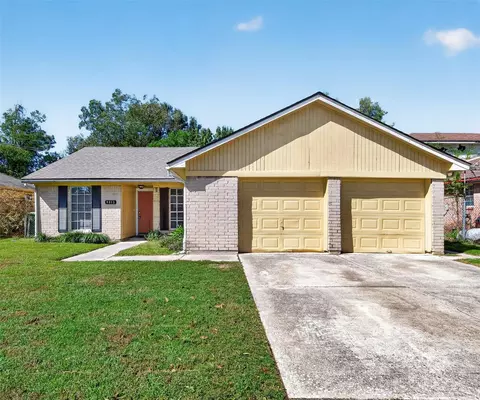9815 Kerry Glen Ln, Houston, TX 77078