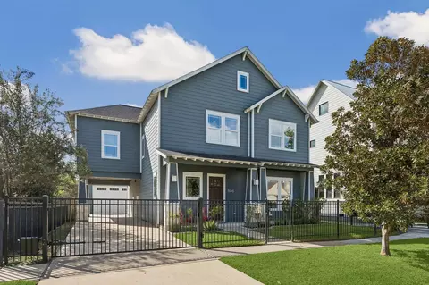 806 Algregg St, Houston, TX 77008