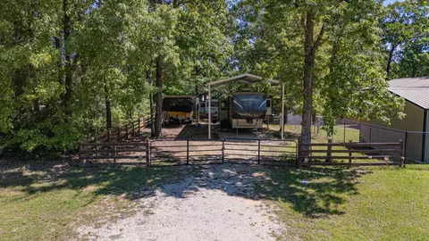211 Acorn Dr, Point Blank, TX 77364