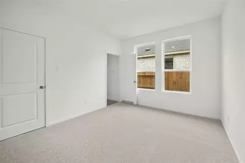 511 Robin St, Angleton, TX 77515 photo 6