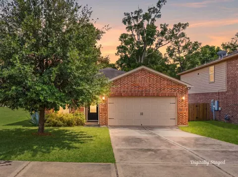 7570 Fettle Ln, Conroe, TX 77304