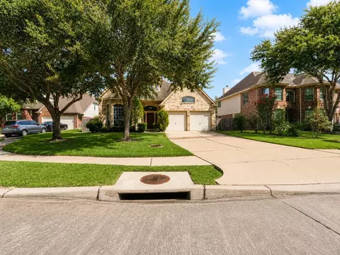 1815 Granite Field Ln, Richmond, TX 77469