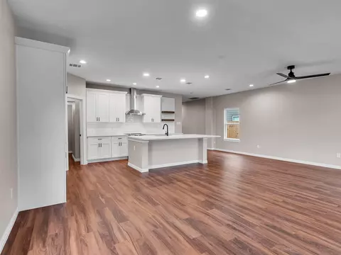 Living - 8029 Ritz St, Houston, TX 77028 photo 5 of 6