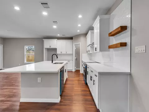 Kitchen - 8029 Ritz St, Houston, TX 77028 photo 2 of 5