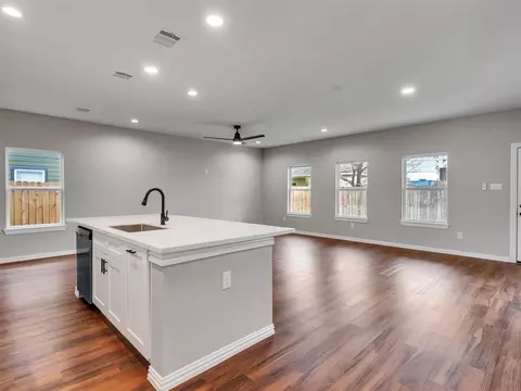 Living - 8029 Ritz St, Houston, TX 77028 photo 1 of 6