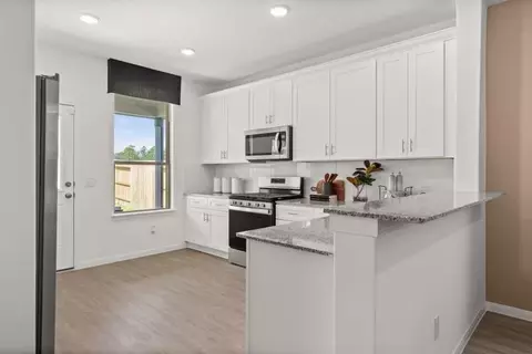 Kitchen - 10510 Killdeer Ct, Willis, TX 77378 photo 1 of 1