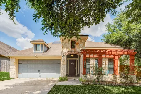 940 Oak Lynn Dr, Willis, TX 77378