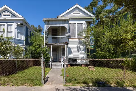 1916 Avenue M 12, Galveston, TX 77550