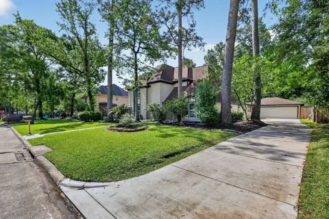 5218 Timber Shade Dr, Kingwood, TX 77345