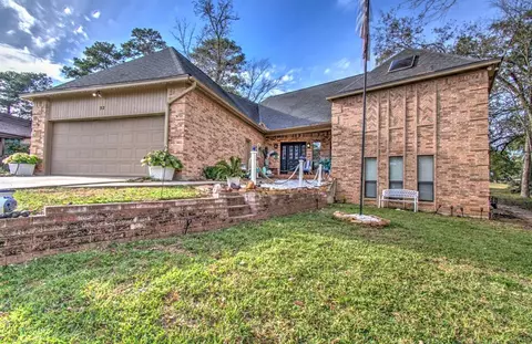 Exterior - 52 Cherry Hill Dr, Conroe, TX 77304 photo 1 of 4