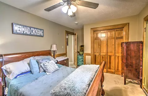 Bedroom - 52 Cherry Hill Dr, Conroe, TX 77304 photo 6 of 6