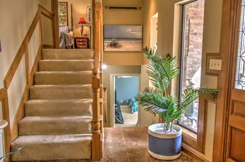 Entry Way - 52 Cherry Hill Dr, Conroe, TX 77304 photo 4 of 4