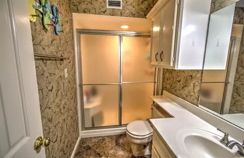Bath - 52 Cherry Hill Dr, Conroe, TX 77304 photo 4 of 4