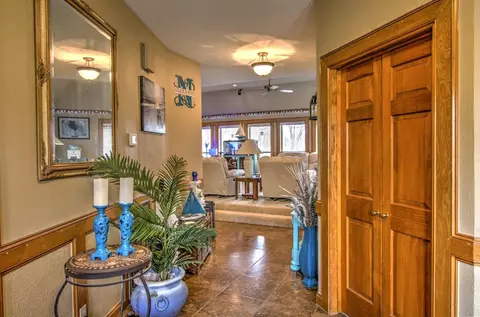 Entry Way - 52 Cherry Hill Dr, Conroe, TX 77304 photo 1 of 4