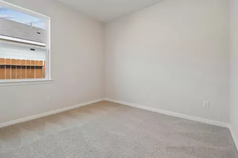 Bedroom - 15403 Maple Terrace Dr, Conroe, TX 77303 photo 2 of 3