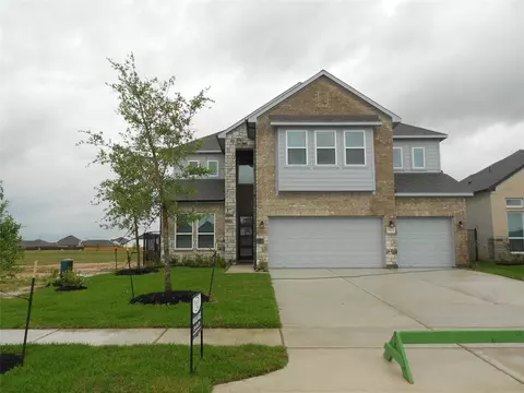 2821 Golden Isle Dr, La Marque, TX 77568