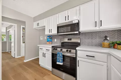 Kitchen - 23219 Calico Corners Ln, Spring, TX 77373 photo 3 of 5