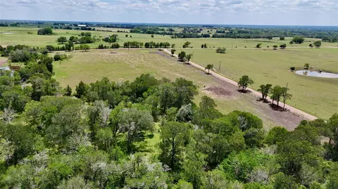 2340 Langdon Rd, Weimar, TX 78962