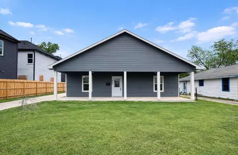 5125 Larkspur St, Houston, TX 77033