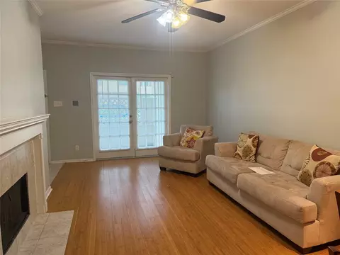 2121 El Paseo St #1811, Houston, TX 77054