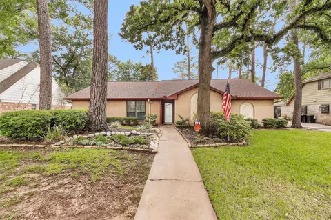 5914 Pine Arbor Dr, Houston, TX 77066