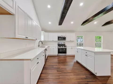 11515 Iberia Dr, Houston, TX 77065