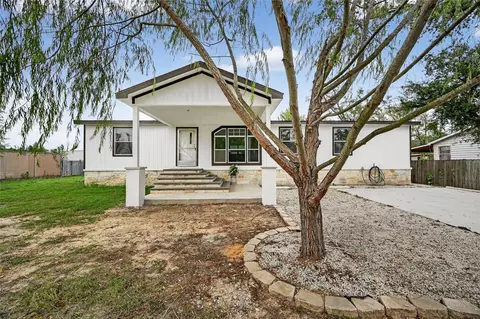 9623 Meadowvine Dr, Houston, TX 77044