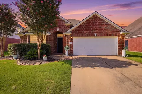 11207 Timbertree Ln, Houston, TX 77070