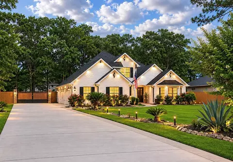 22869 Weser Dr, Porter, TX 77365
