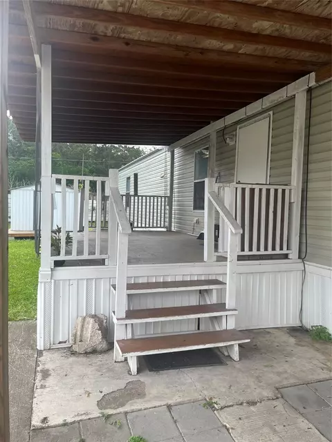 2500 W Mount Houston Rd #87, Houston, TX 77038