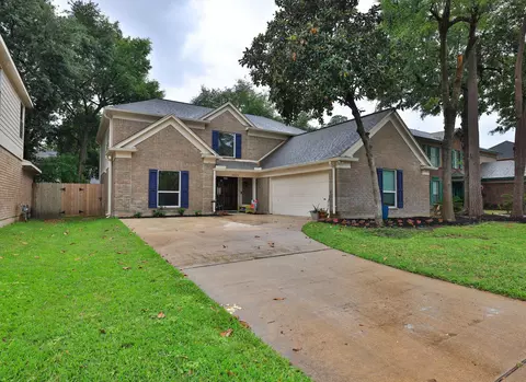 8827 Stoney Bend Dr, Spring, TX 77379