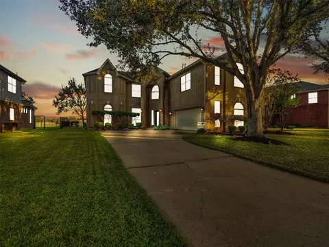 2146 Brittany Colony Dr, League City, TX 77573
