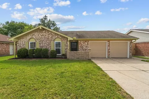 2813 33rd Ave N, Texas City, TX 77590