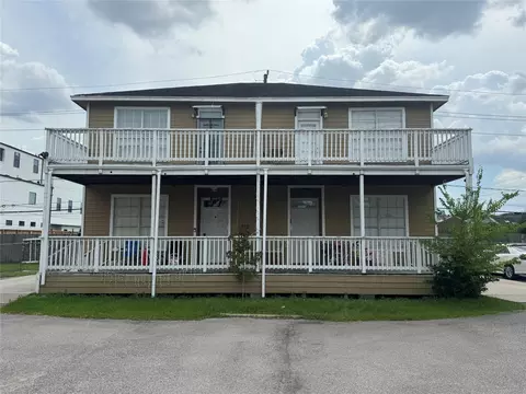 5621 Val Verde St, Houston, TX 77057