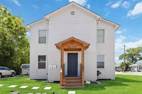 2423 Lucas St #A-B, Houston, TX 77026