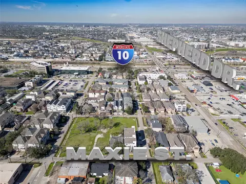 5006 Maxie St, Houston, TX 77007