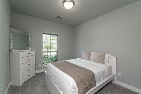 Bedroom - 546 Cedar Harbor Ct, Conroe, TX 77304 photo 1 of 6