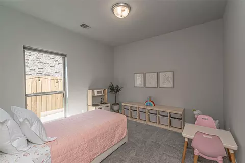 Bedroom - 546 Cedar Harbor Ct, Conroe, TX 77304 photo 5 of 6