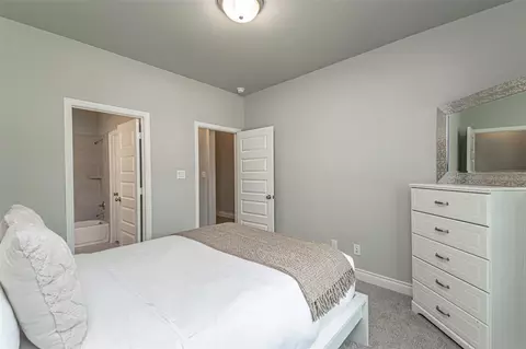 Bedroom - 546 Cedar Harbor Ct, Conroe, TX 77304 photo 2 of 6