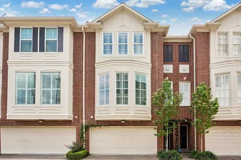 1903 Greenwich Place Dr, Houston, TX 77019