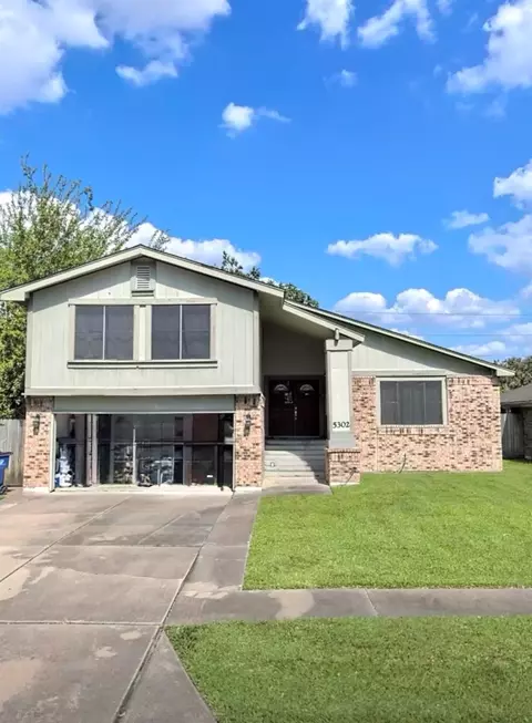 5302 Gladeside Dr, Katy, TX 77449