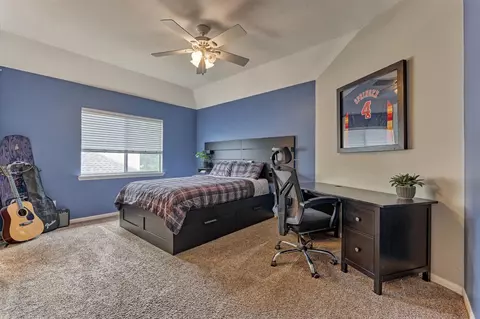 Bedroom - 17402 Memorial Trace Dr, Spring, TX 77379 photo 4 of 5