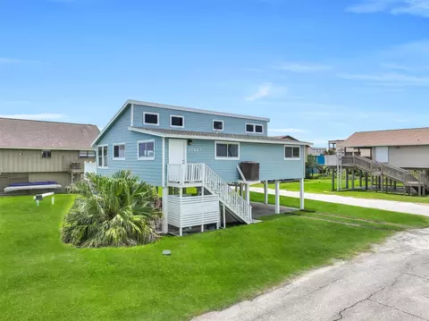 21423 Gulf Dr, Galveston, TX 77554