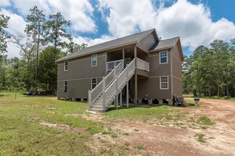 3130 Pine Rd, Cleveland, TX 77328