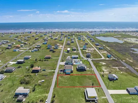 3922 5th St, Galveston, TX 77554
